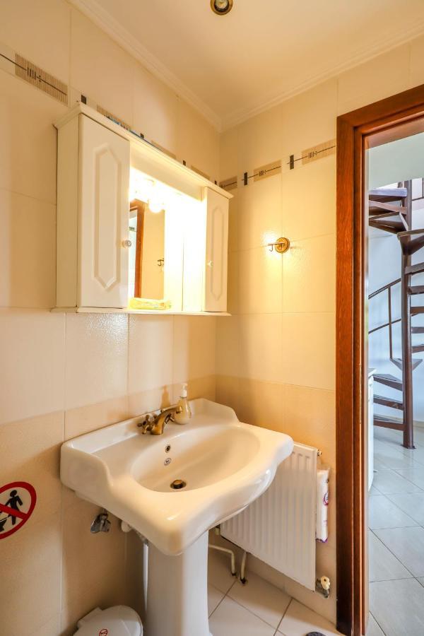 Studio Acropolis Serres Next To Center ภายนอก รูปภาพ