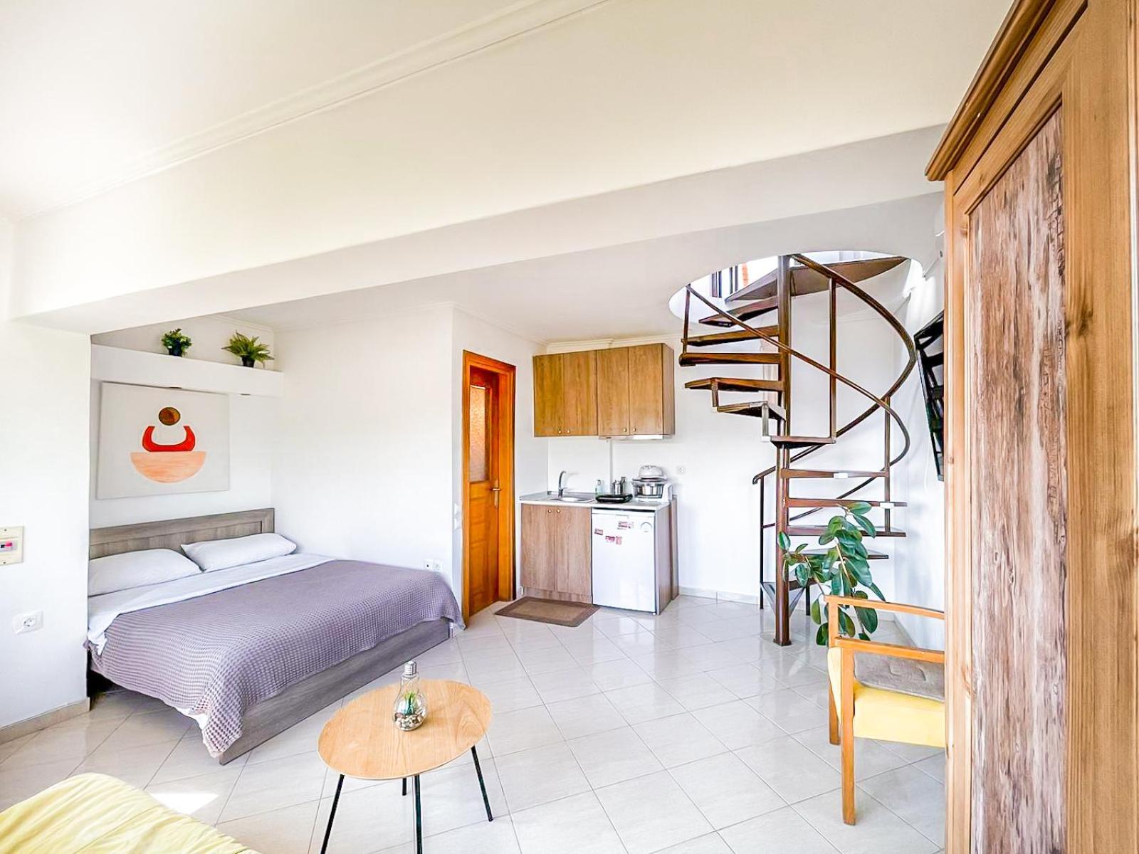 Studio Acropolis Serres Next To Center ภายนอก รูปภาพ